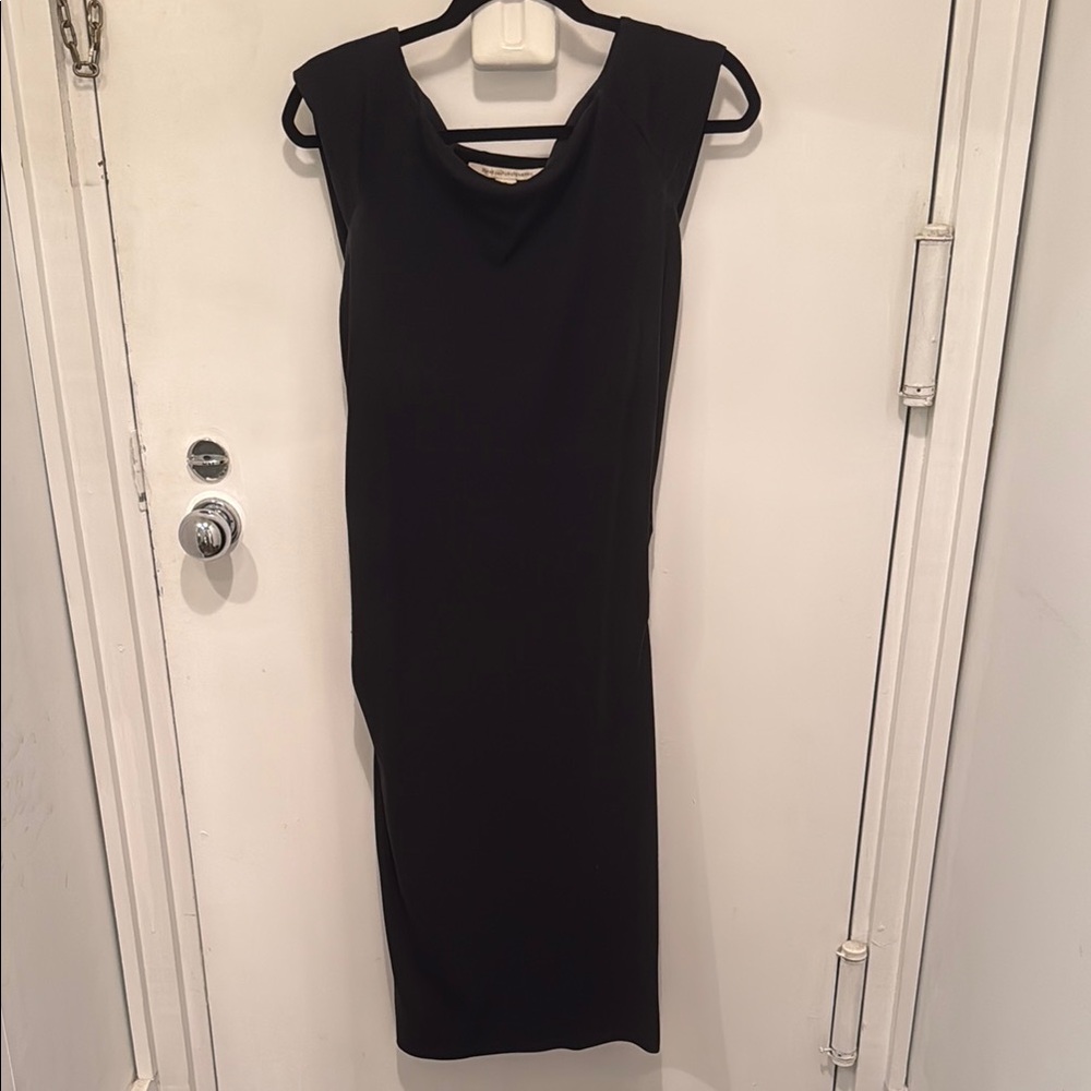 Black Sleeveless Diane Von Furstenberg Dress